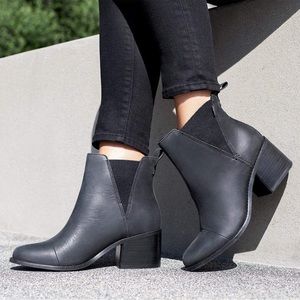 TOMS Black Esme Boots 11